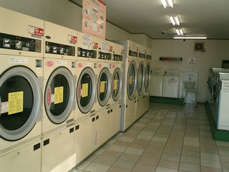 コインランドリー スリーエス 久喜店 内観