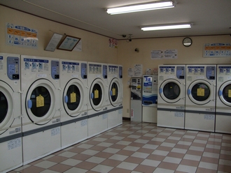 コインランドリー スリーエス 水海道店 内観